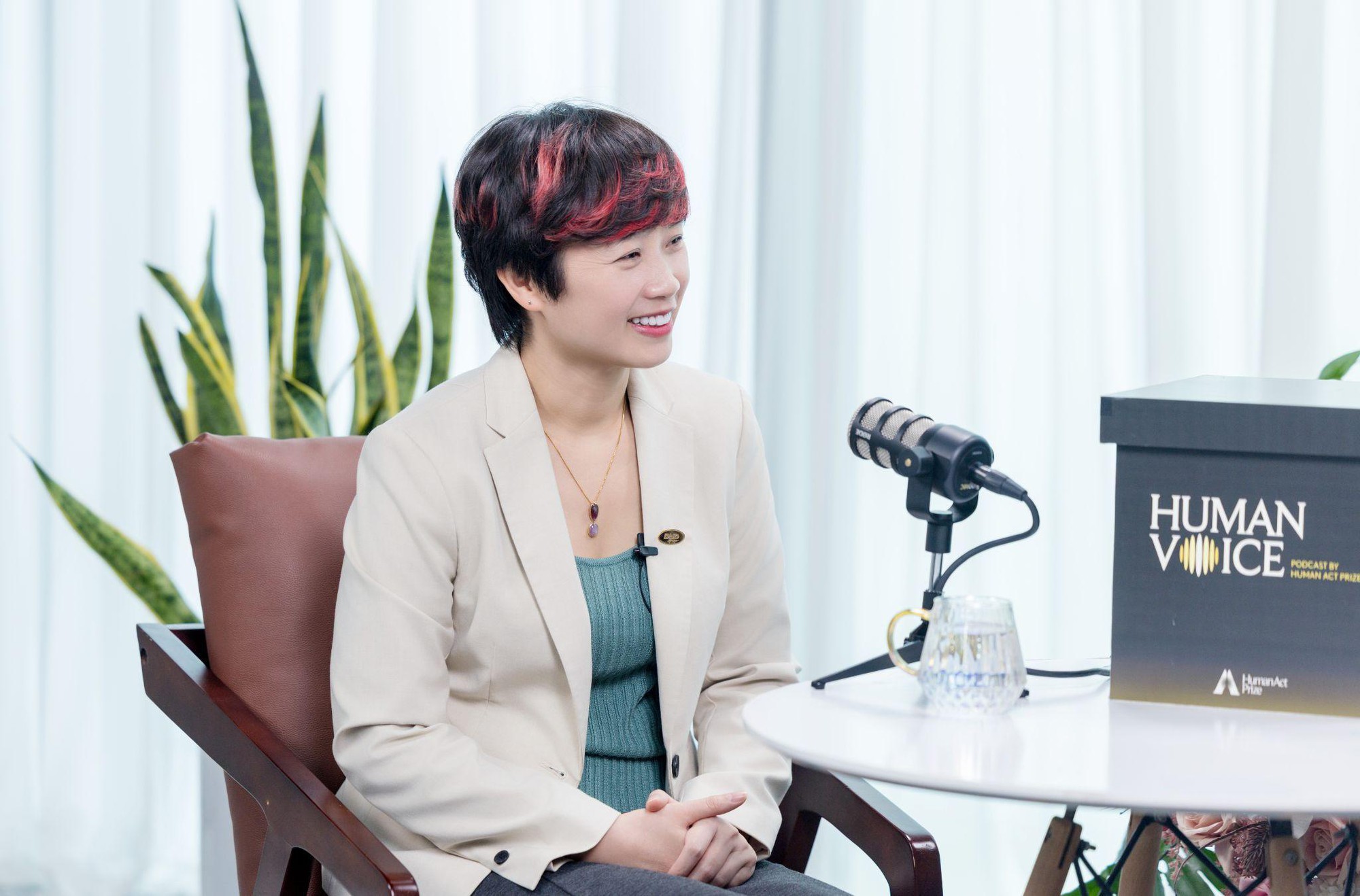 Lời cảm ơn đặc biệt v&agrave; h&agrave;nh tr&igrave;nh 15 năm &ldquo;giữ &aacute;nh s&aacute;ng&rdquo; cộng đồng của Bệnh viện Mắt Quốc tế DND - Ảnh 1.