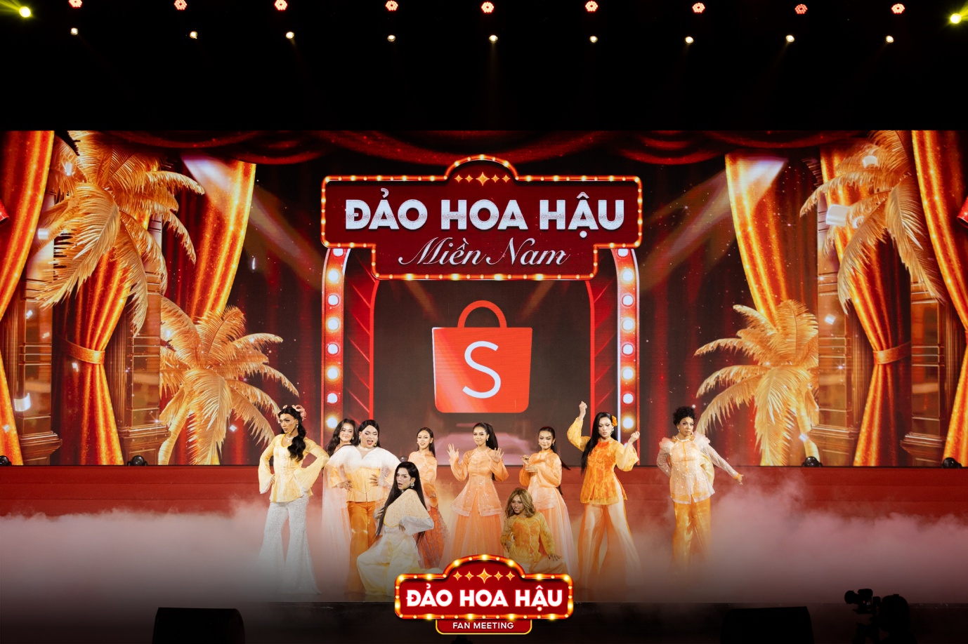 Fan Meeting Đảo Hoa Hậu - &ldquo;qu&acirc;n b&agrave;i&rdquo; shoppertainment mới gi&uacute;p Shopee Live khuấy đảo mạng x&atilde; hội - Ảnh 3.