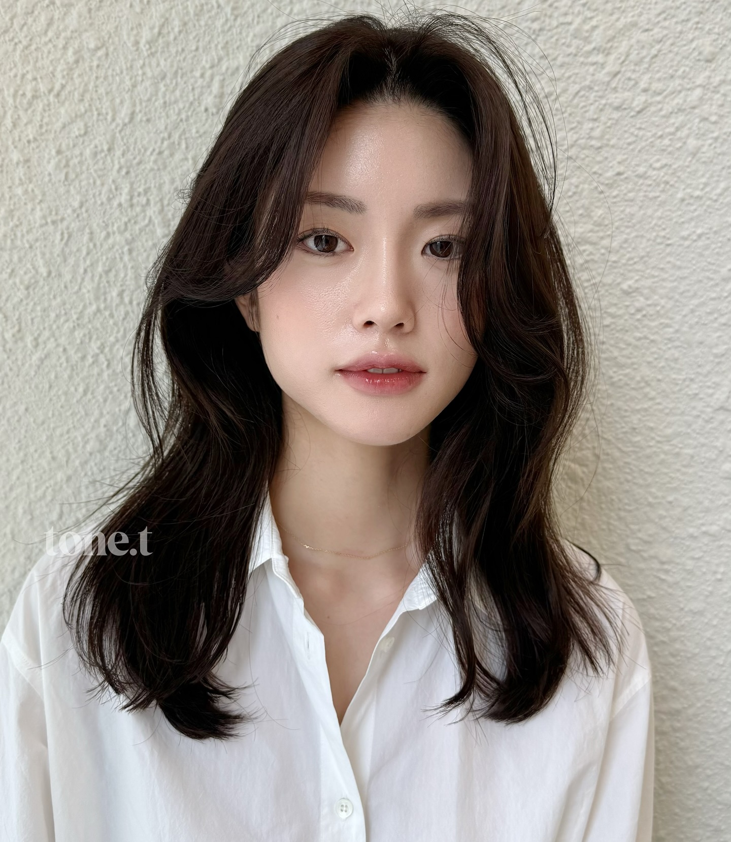 Để t&oacute;c d&agrave;i m&atilde;i cũng ch&aacute;n, chị em n&ecirc;n đổi sang t&oacute;c ngang vai v&igrave; c&oacute; 4 kiểu trẻ xinh v&agrave; n&acirc;ng tầm nhan sắc- Ảnh 3.