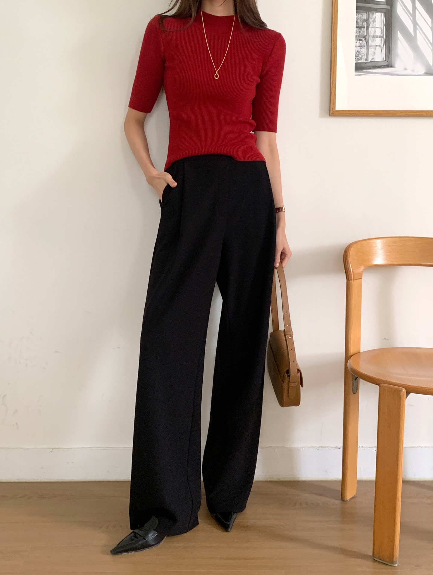 Chị em chỉ cần đ&uacute;ng 4 kiểu quần c&ocirc;ng sở cho m&ugrave;a h&egrave; 2026 l&agrave; trở th&agrave;nh người s&agrave;nh điệu, bắt kịp xu hướng- Ảnh 4.