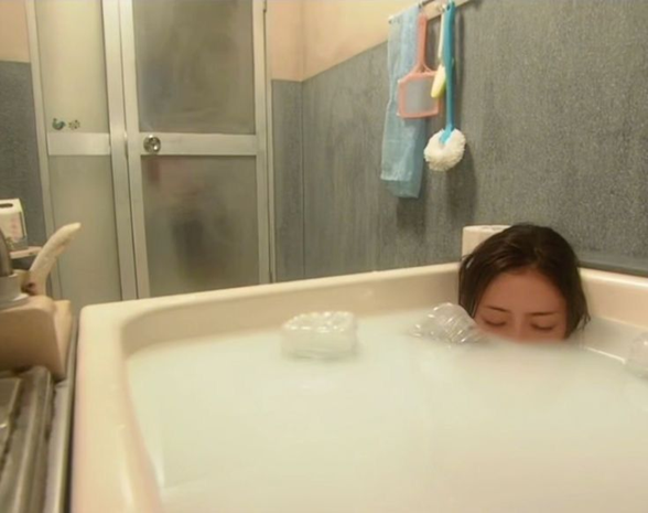 Phụ nữ khi tắm kh&ocirc;ng cần &ldquo;qu&aacute; sạch sẽ&rdquo;, 3 bộ phận c&agrave;ng cố l&agrave;m sạch c&agrave;ng dễ hại sức khỏe- Ảnh 1.