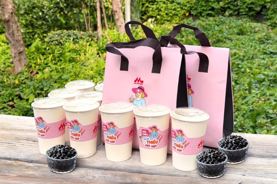 &ldquo;Tiệm tr&agrave; sữa Morinaga&rdquo; khuấy đảo hội bầu dịp 8/3- Ảnh 2.