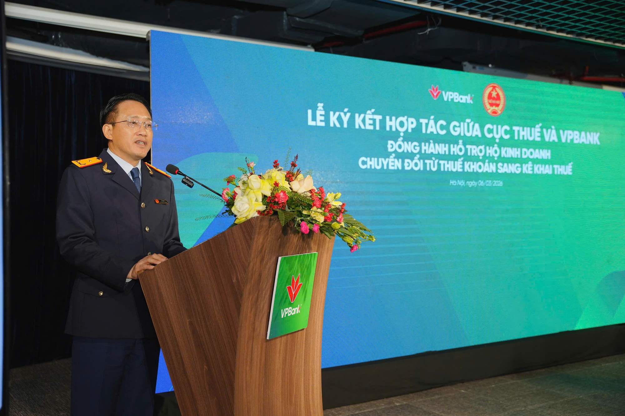 VPBank hợp t&aacute;c Cục Thuế, hỗ trợ 5,4 triệu hộ kinh doanh bằng giải ph&aacute;p số &ldquo;all-in-one&rdquo;- Ảnh 1.