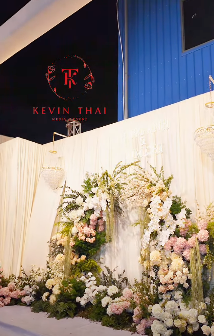 Đ&aacute;m cưới g&acirc;y ch&uacute; &yacute; tại Hải Hậu: Rạp cưới rộng 1.000m2, d&agrave;n xe moto tiền tỷ rước d&acirc;u- Ảnh 6.