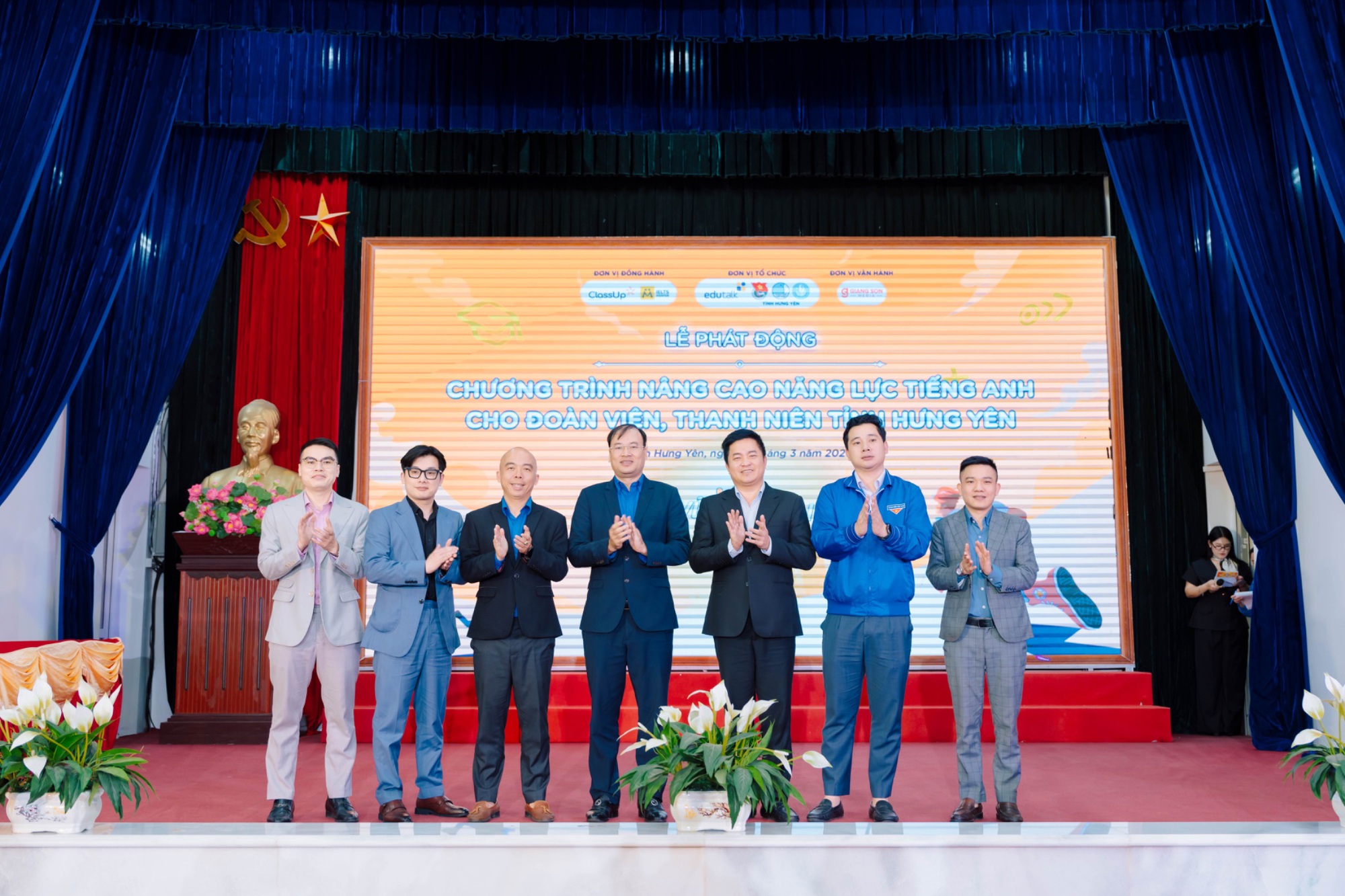 Học sinh Hưng Y&ecirc;n h&aacute;o hức với &ldquo;Vũ đ&agrave;i tr&iacute; tuệ &ndash; High School Battle&rdquo; - Ảnh 4.