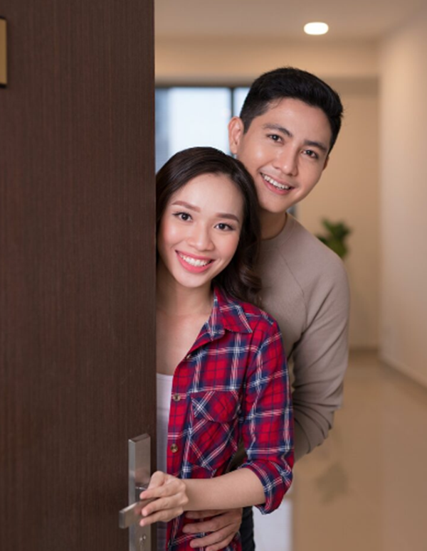 Cưới nhau 10 năm, vợ chồng t&ocirc;i x&acirc;y nh&agrave; 3 tầng ho&agrave;nh tr&aacute;ng, nhưng v&agrave;o đến ph&ograve;ng kh&aacute;ch th&igrave; ai cũng phải giật m&igrave;nh - Ảnh 1.