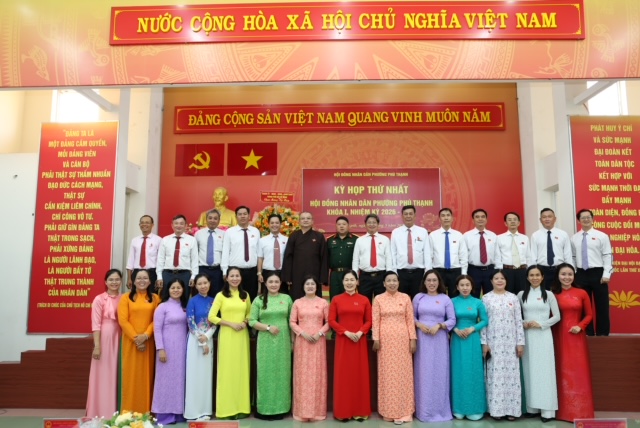 &Ocirc;ng V&otilde; C&ocirc;ng Th&agrave;nh t&aacute;i đắc cử Chủ tịch HĐND phường Ph&uacute; Thạnh với tỷ lệ t&iacute;n nhiệm tuyệt đối - Ảnh 5.
