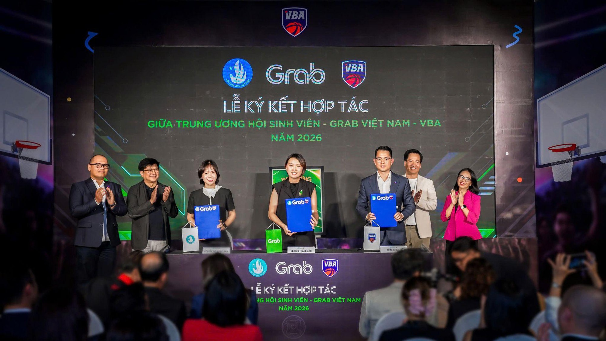 Trung ương Hội Sinh vi&ecirc;n Việt Nam, Grab v&agrave; VBA hợp t&aacute;c ph&aacute;t triển t&agrave;i năng trẻ - Ảnh 1.