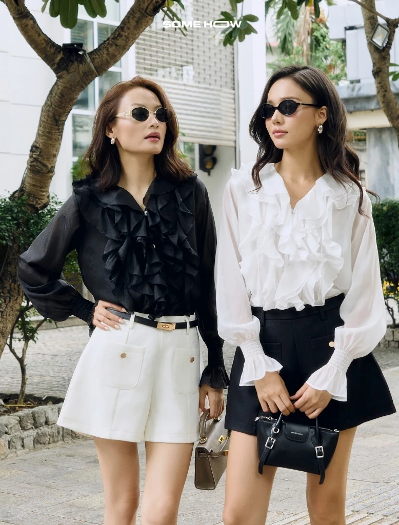 Mặc đẹp cả tuần chỉ với 1 chiếc áo blouse đen: Từ đi làm tới dạo phố đều hợp cả - Ảnh 5.