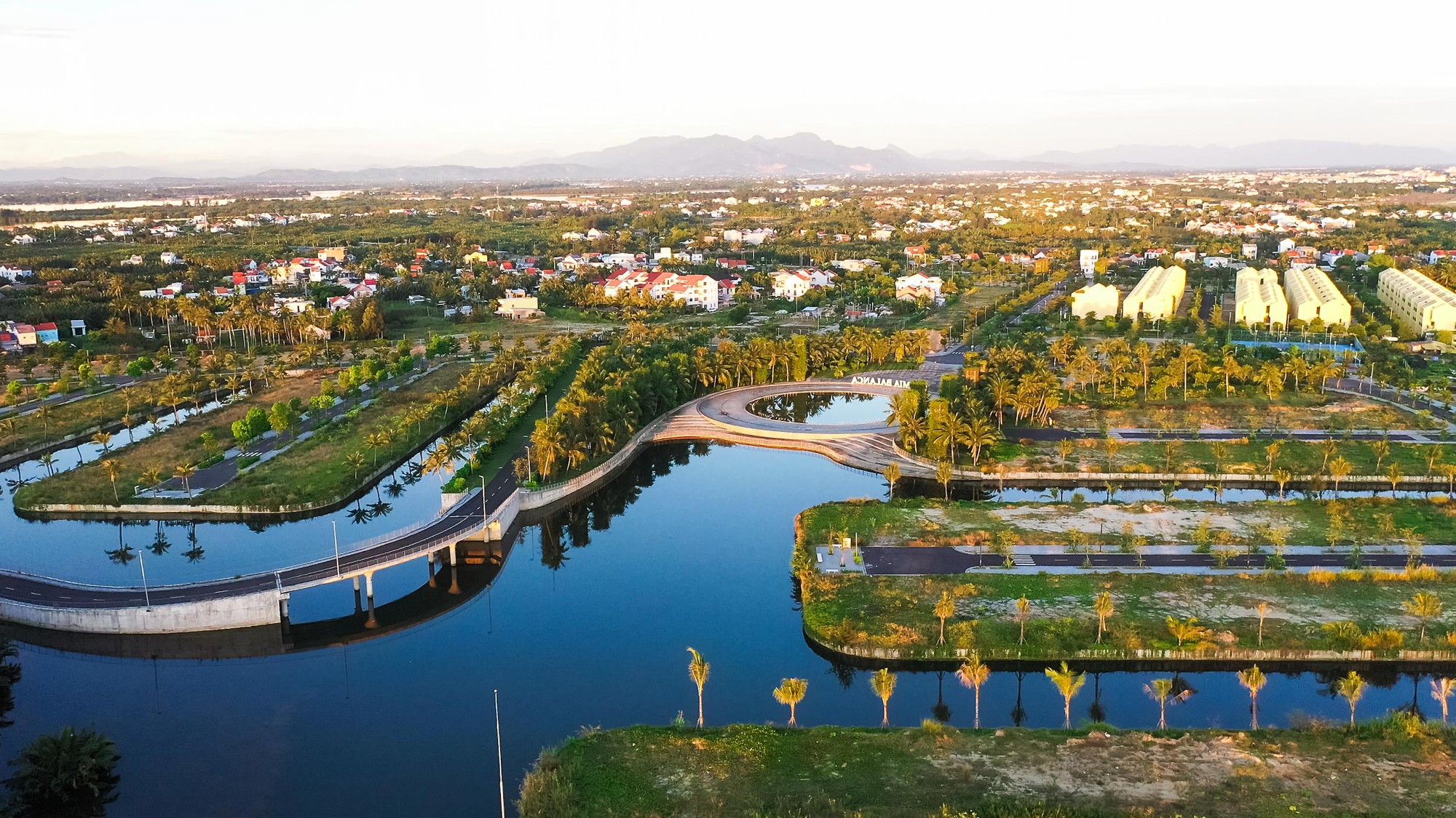 V&igrave; sao bất động sản lưu tr&uacute; tại Hội An giữ được d&ograve;ng tiền bền vững? - Ảnh 1.