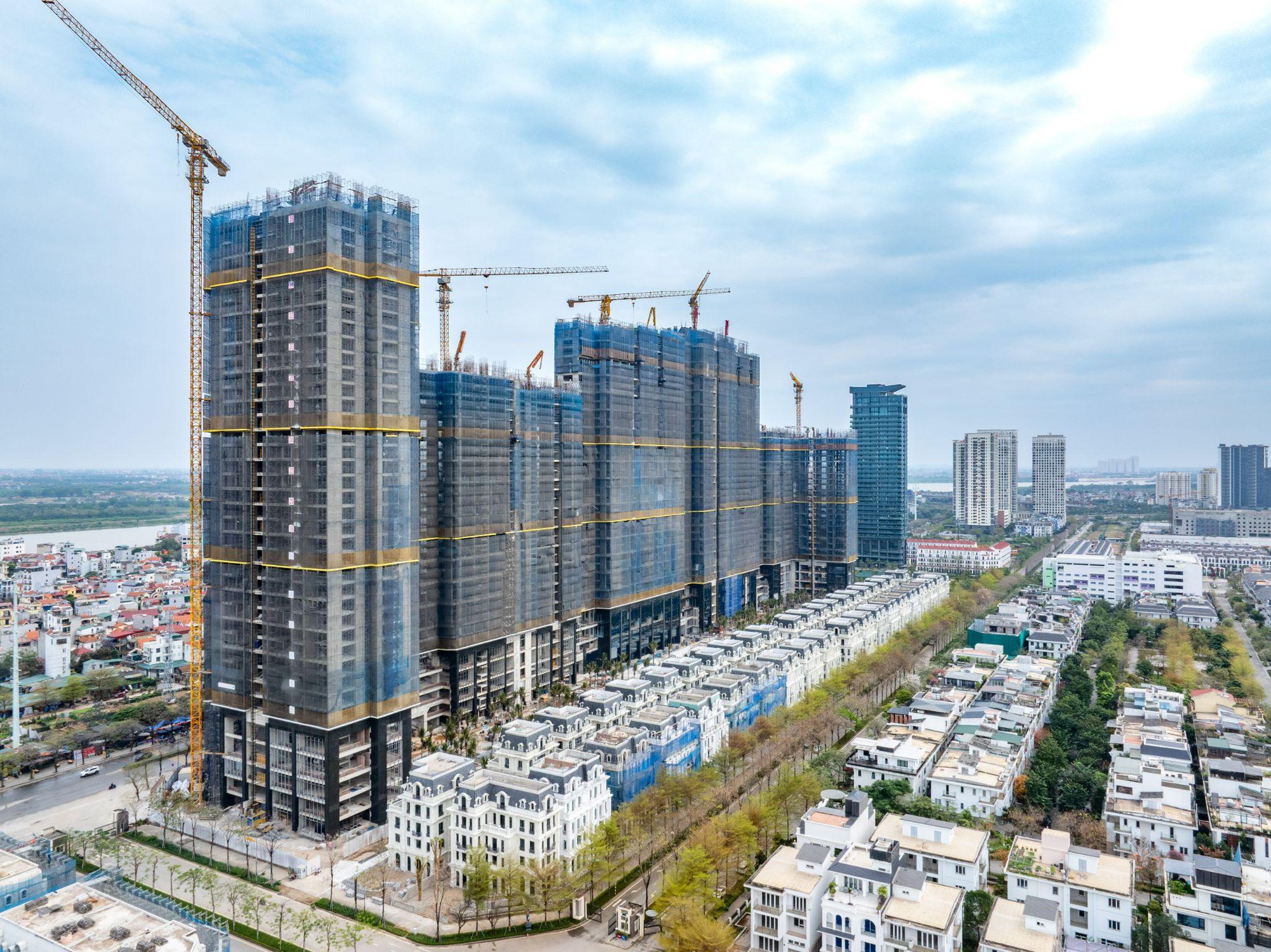 Từ London, Seoul đến H&agrave; Nội: Quy luật tăng trưởng của bất động sản Thủ đ&ocirc; chưa từng thay đổi- Ảnh 4.