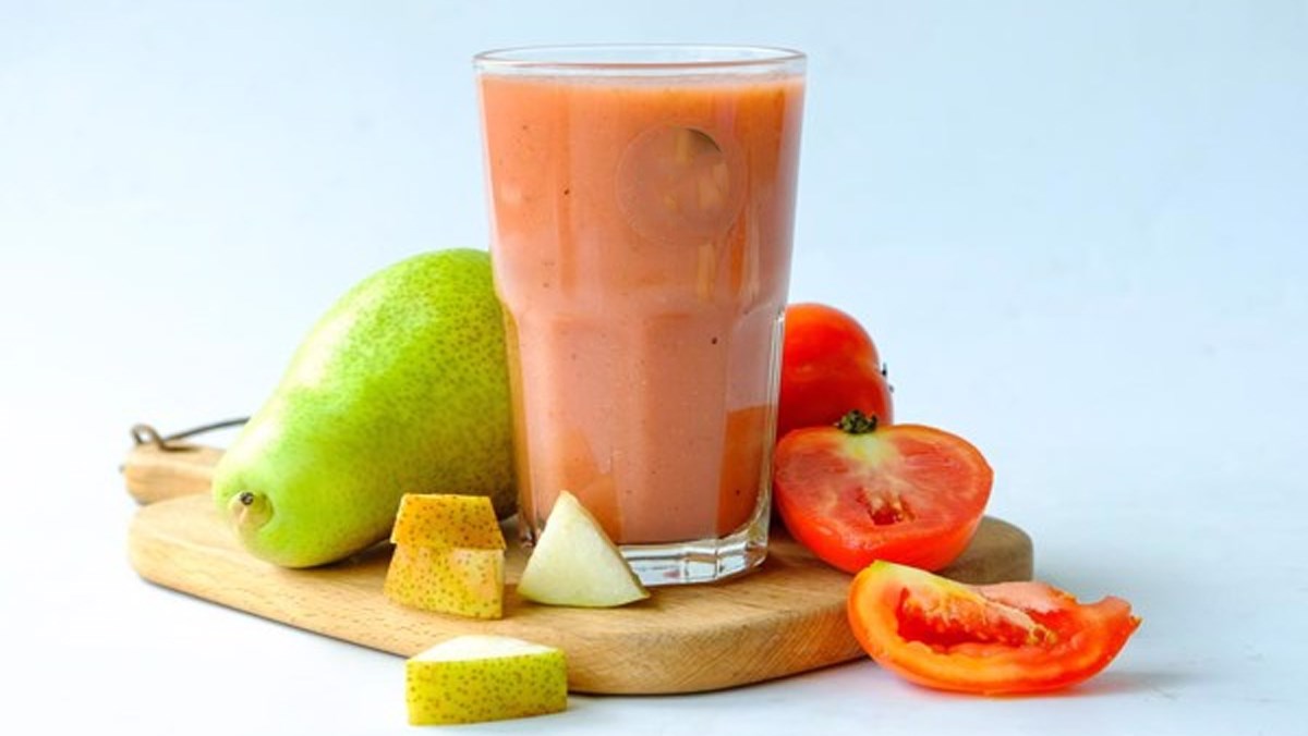 Kh&ocirc;ng chỉ chống nắng bằng kem b&ocirc;i, phụ nữ n&ecirc;n ăn 7 loại quả gi&uacute;p da tự 