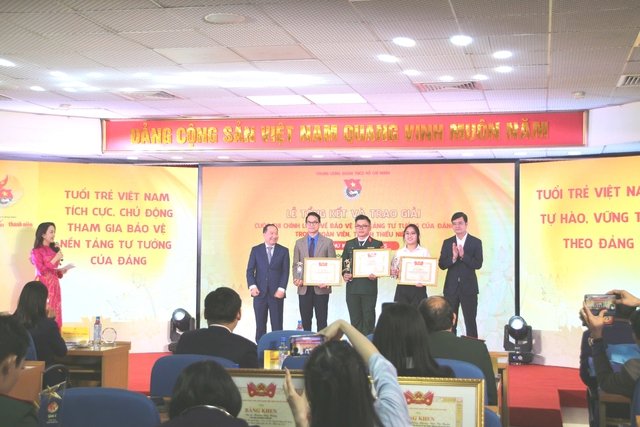 Cuộc thi chính luận về bảo vệ nền tảng tư tưởng của Đảng trong đoàn viên, thanh thiếu niên lần thứ Hai, năm 2026 - Ảnh 1. Cuộc thi chính luận về bảo vệ nền tảng tư tưởng của Đảng trong đoàn viên, thanh thiếu niên lần thứ Hai, năm 2026 - Ảnh 1.