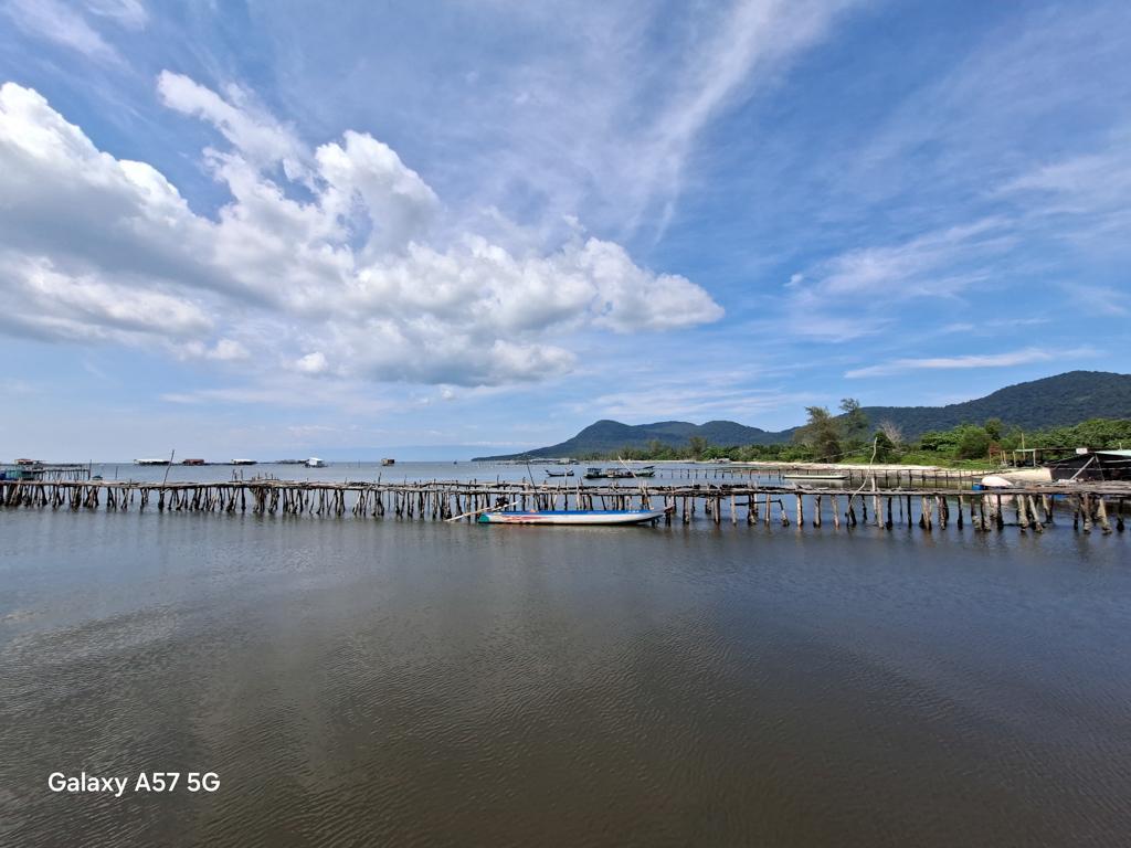 Du lịch Sunset Town Ph&uacute; Quốc c&ugrave;ng Samsung Galaxy A57 5G: Bắt ảnh nghệ từ bản n&acirc;ng cấp chất lượng của A56 - Ảnh 3.