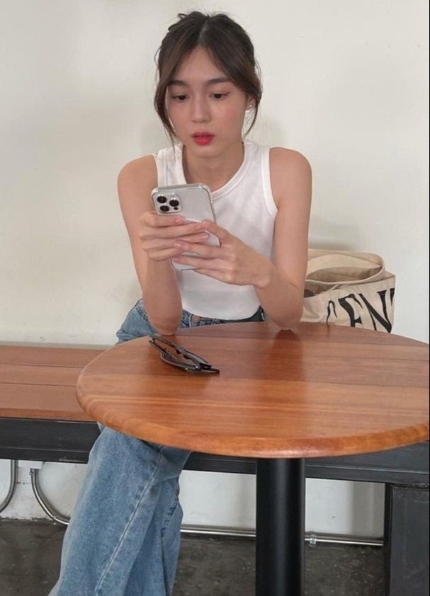 Ví và tiền mặt gần như không còn tồn tại, với 4 chiếc thẻ tín dụng, tôi tiết kiệm gần 66 triệu/ tháng- Ảnh 1. Ví và tiền mặt gần như không còn tồn tại, với 4 chiếc thẻ tín dụng, tôi tiết kiệm gần 66 triệu/ tháng- Ảnh 1.