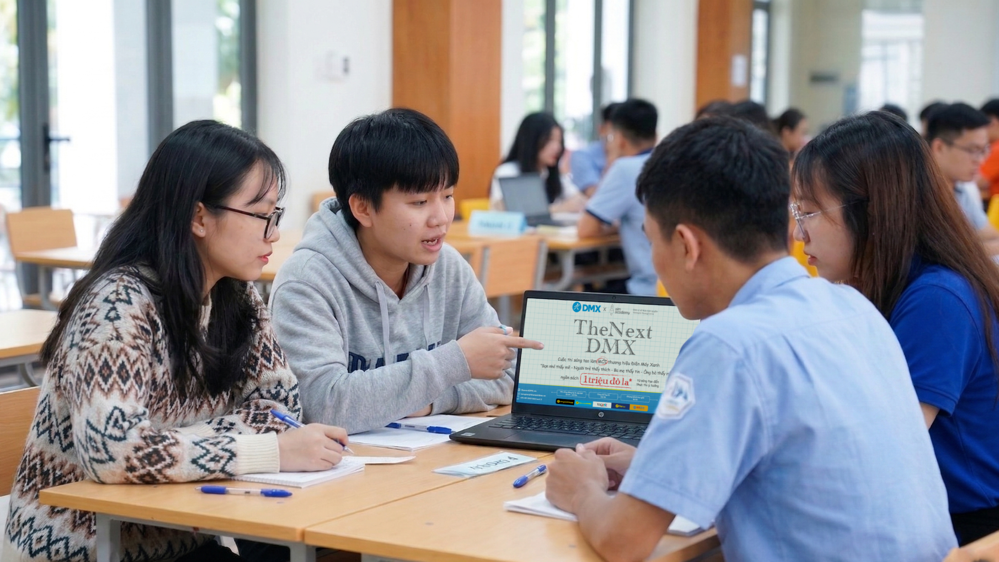 Nhận k&egrave;o thay &aacute;o cho Điện M&aacute;y Xanh: Cơ hội để sinh vi&ecirc;n thắng 300 triệu v&agrave; l&agrave;m đẹp profile - Ảnh 1.