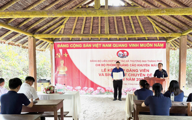 Phòng Marketing Saigon Co.op có thêm đảng viên trẻ - Ảnh 4.