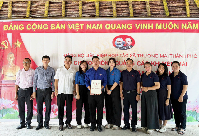 Phòng Marketing Saigon Co.op có thêm đảng viên trẻ - Ảnh 5. Phòng Marketing Saigon Co.op có thêm đảng viên trẻ - Ảnh 5.