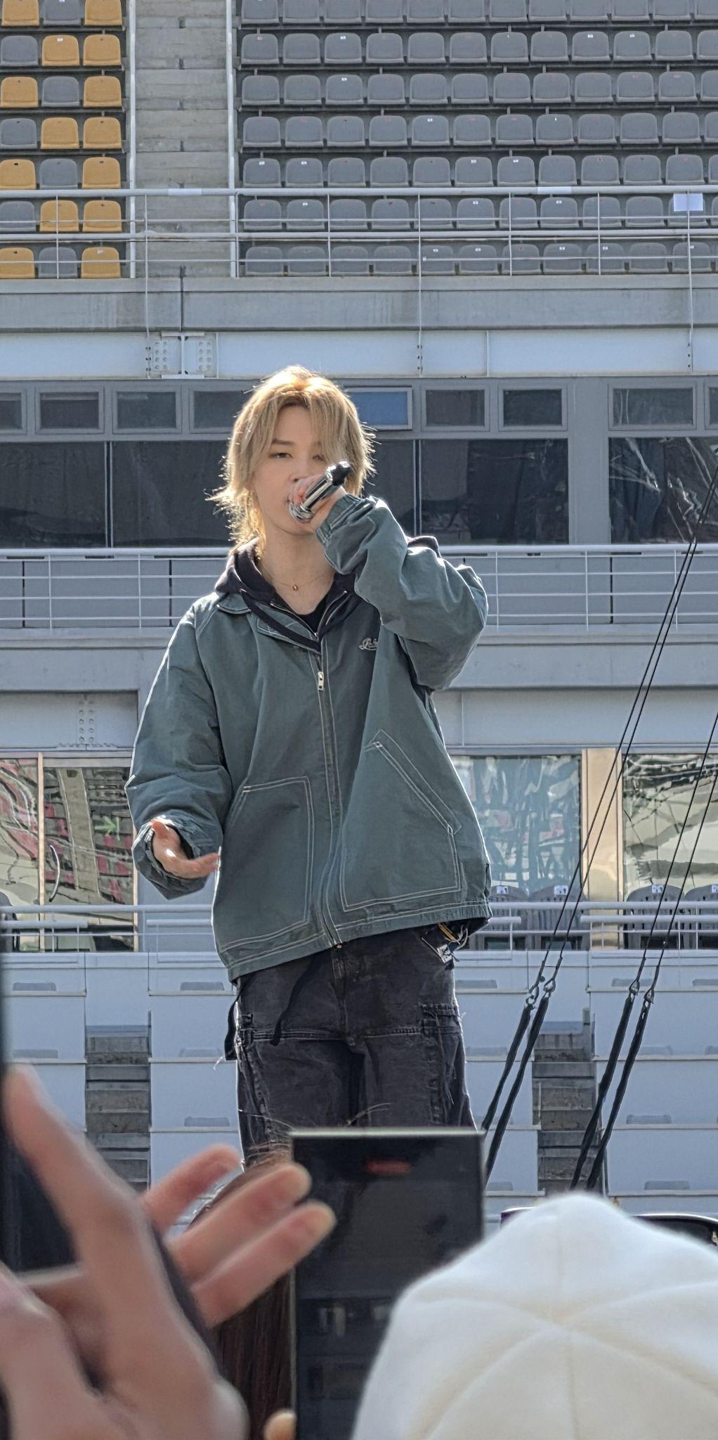 BTS World Tour ARIRANG x Galaxy S26 Ultra: Khi khoảng c&aacute;ch kh&ocirc;ng c&ograve;n tồn tại - Ảnh 4.