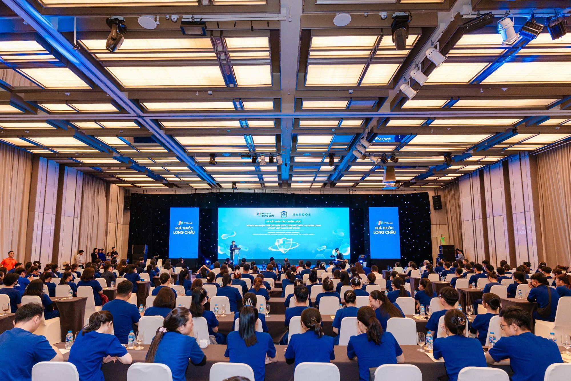 Long Ch&acirc;u hợp lực c&ugrave;ng Sandoz, Hội H&ocirc; hấp TP.HCM n&acirc;ng cao nhận thức cộng đồng về sử dụng kh&aacute;ng sinh - Ảnh 1.