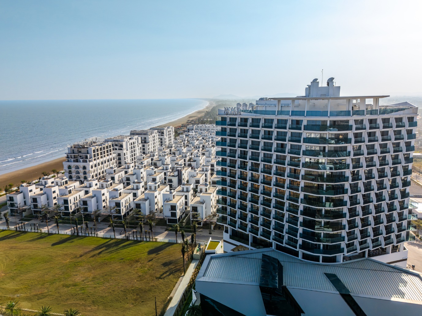 Nghỉ dưỡng kết hợp wellness: Lựa chọn mới cho các gia đình tại Sầm Sơn dịp hè 2026 - Ảnh 1. Nghỉ dưỡng kết hợp wellness: Lựa chọn mới cho các gia đình tại Sầm Sơn dịp hè 2026 - Ảnh 1.