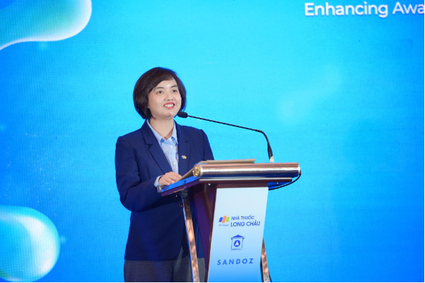 2.500 nh&agrave; thuốc Long Ch&acirc;u đồng h&agrave;nh Sandoz ph&aacute;t huy "điểm chạm y tế đầu ti&ecirc;n" n&acirc;ng cao nhận thức cộng đồng về tu&acirc;n thủ điều trị kh&aacute;ng sinh - Ảnh 5.