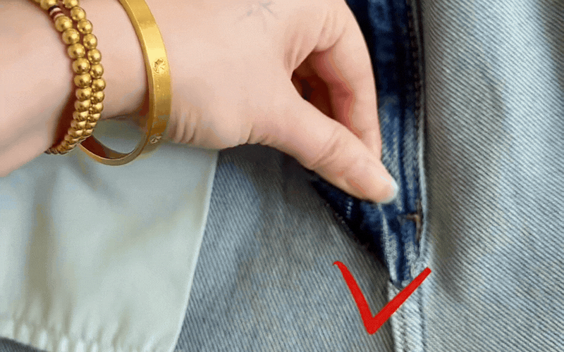 Kh&ocirc;ng cần mặc thử, đ&acirc;y l&agrave; mẹo để ph&acirc;n biệt quần jeans xịn hay kh&ocirc;ng chỉ bằng mắt thường!- Ảnh 11.