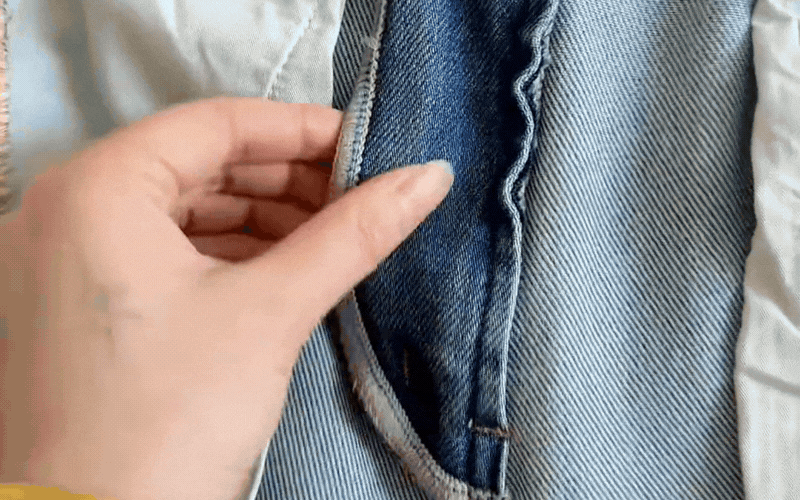 Kh&ocirc;ng cần mặc thử, đ&acirc;y l&agrave; mẹo để ph&acirc;n biệt quần jeans xịn hay kh&ocirc;ng chỉ bằng mắt thường!- Ảnh 9.