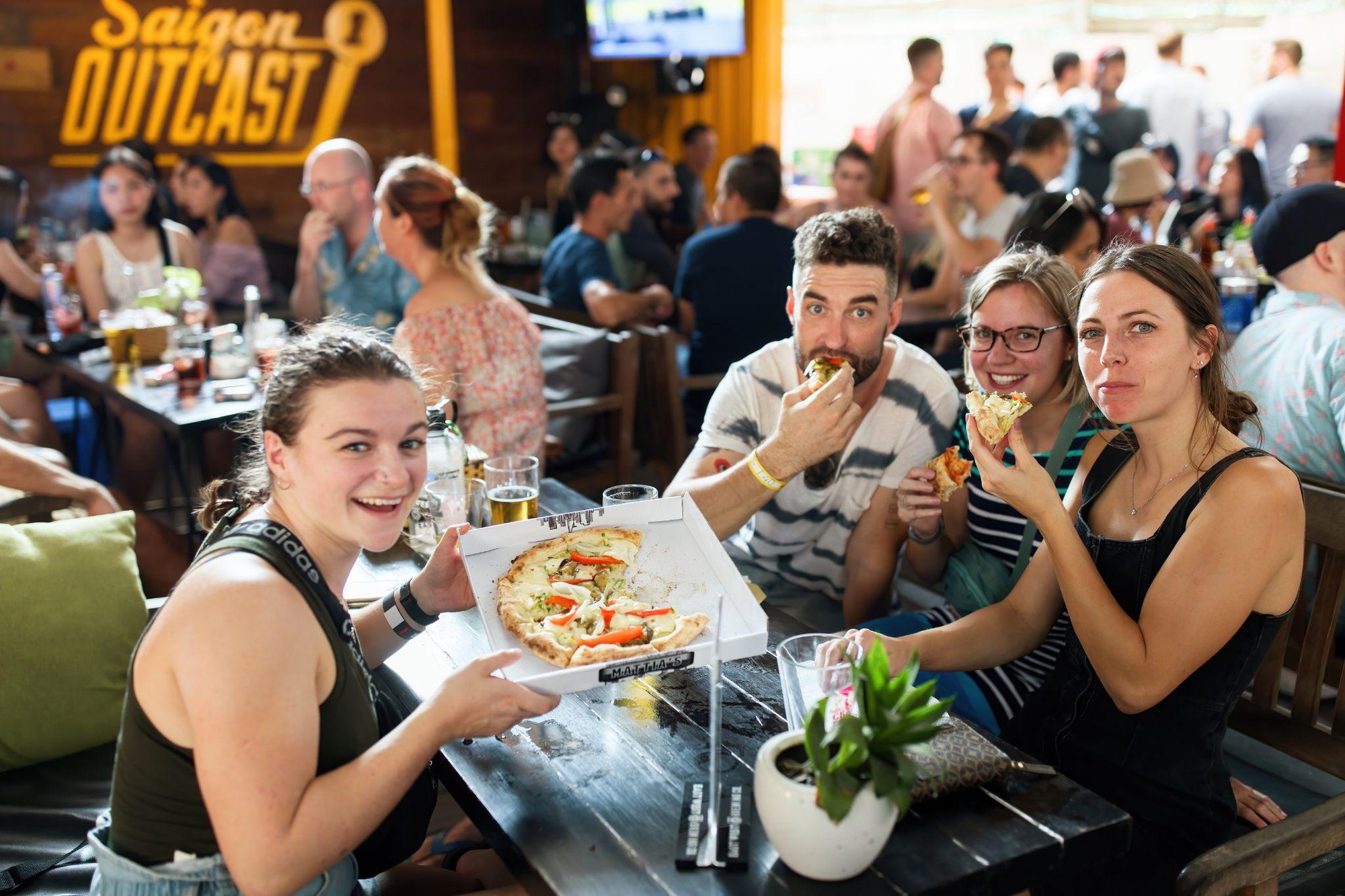 Lễ hội Pizza đa sắc m&agrave;u giữa l&ograve;ng TP.HCM: h&agrave;nh tr&igrave;nh giao thoa văn h&oacute;a ẩm thực kh&ocirc;ng giới hạn- Ảnh 2.