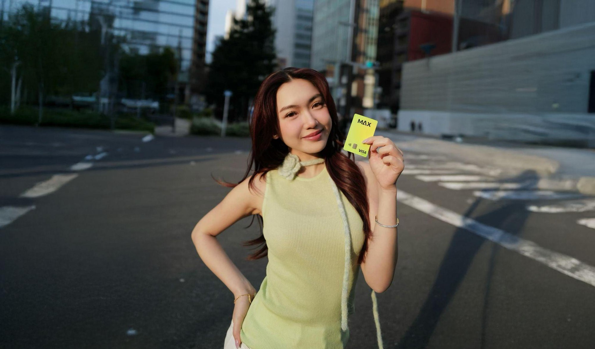 5.000 thẻ Max Card trong 10 ng&agrave;y: Người trẻ đang định nghĩa lại c&aacute;ch d&ugrave;ng thẻ t&iacute;n dụng- Ảnh 1.