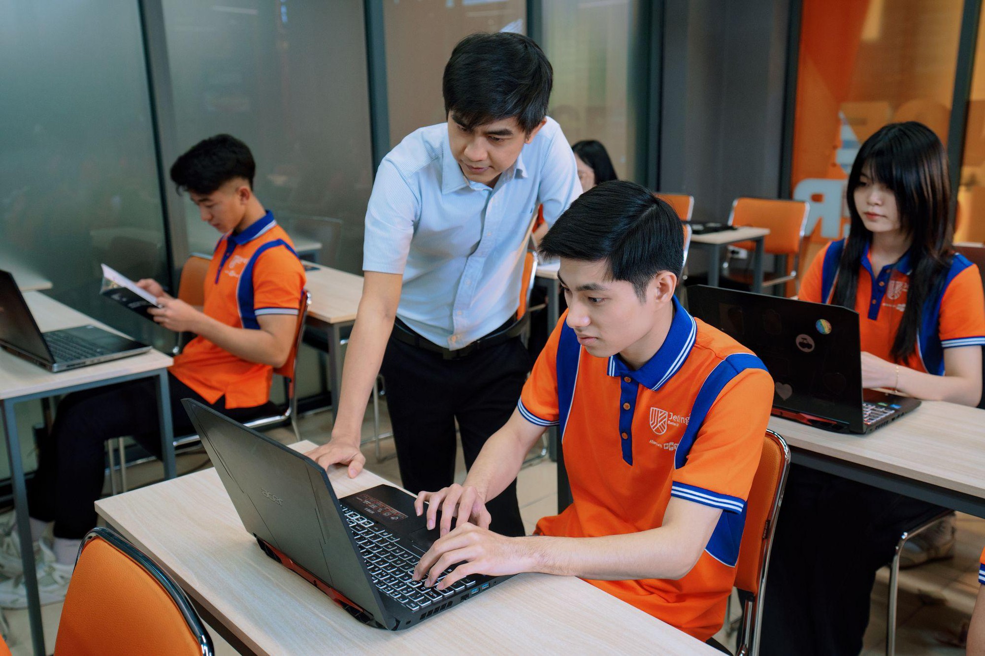 Đi l&agrave;m thử trước khi học thật: Gen Z rủ nhau &ldquo;test nghề&rdquo; tại OPEN Z 2026- Ảnh 4.