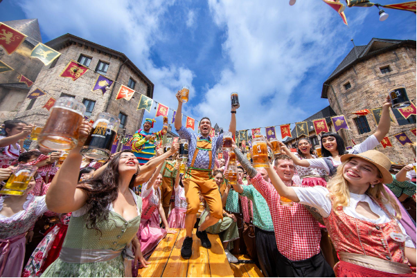 Dịp lễ 30/4 &ndash; 1/5, đừng bỏ lỡ "đại tiệc nghệ thuật, ẩm thực v&agrave; bia tr&ecirc;n đỉnh B&agrave; N&agrave; - Ảnh 1.