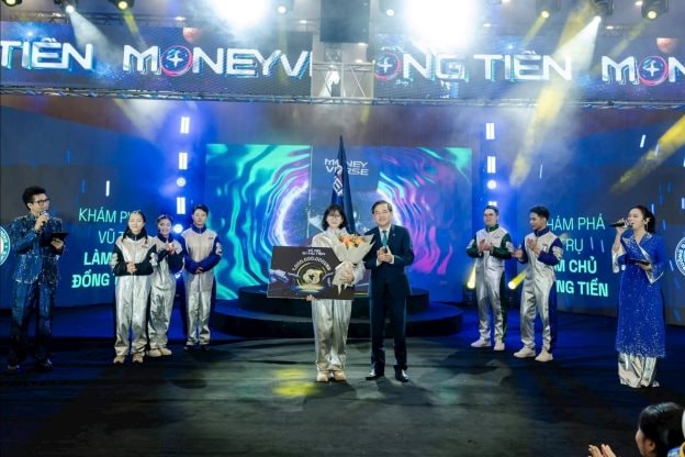 BIDV đạt giải V&agrave;ng The Stevie Awards về truyền th&ocirc;ng gi&aacute;o dục t&agrave;i ch&iacute;nh - Ảnh 7.