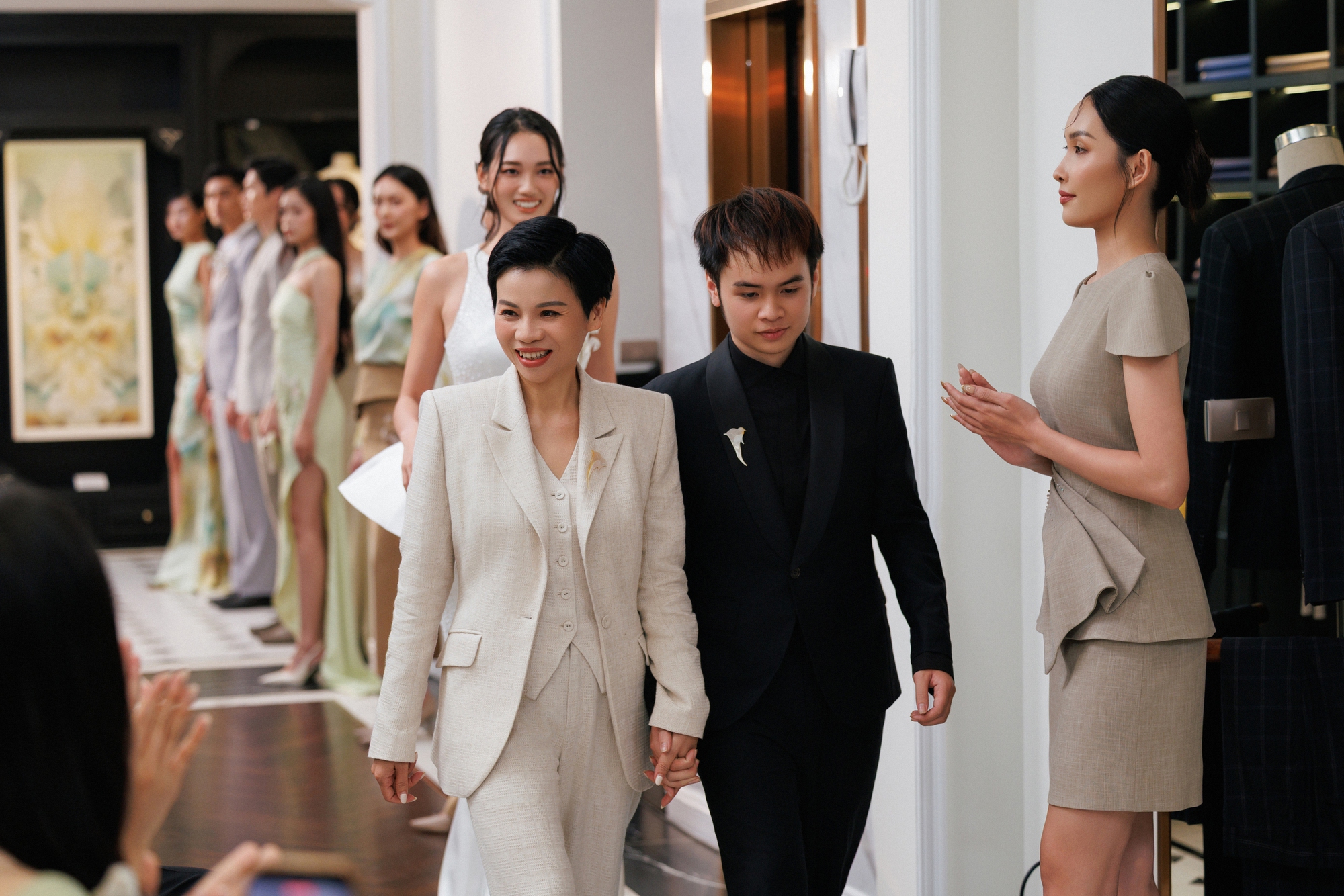 &Aacute; hậu  - Ảnh 4.