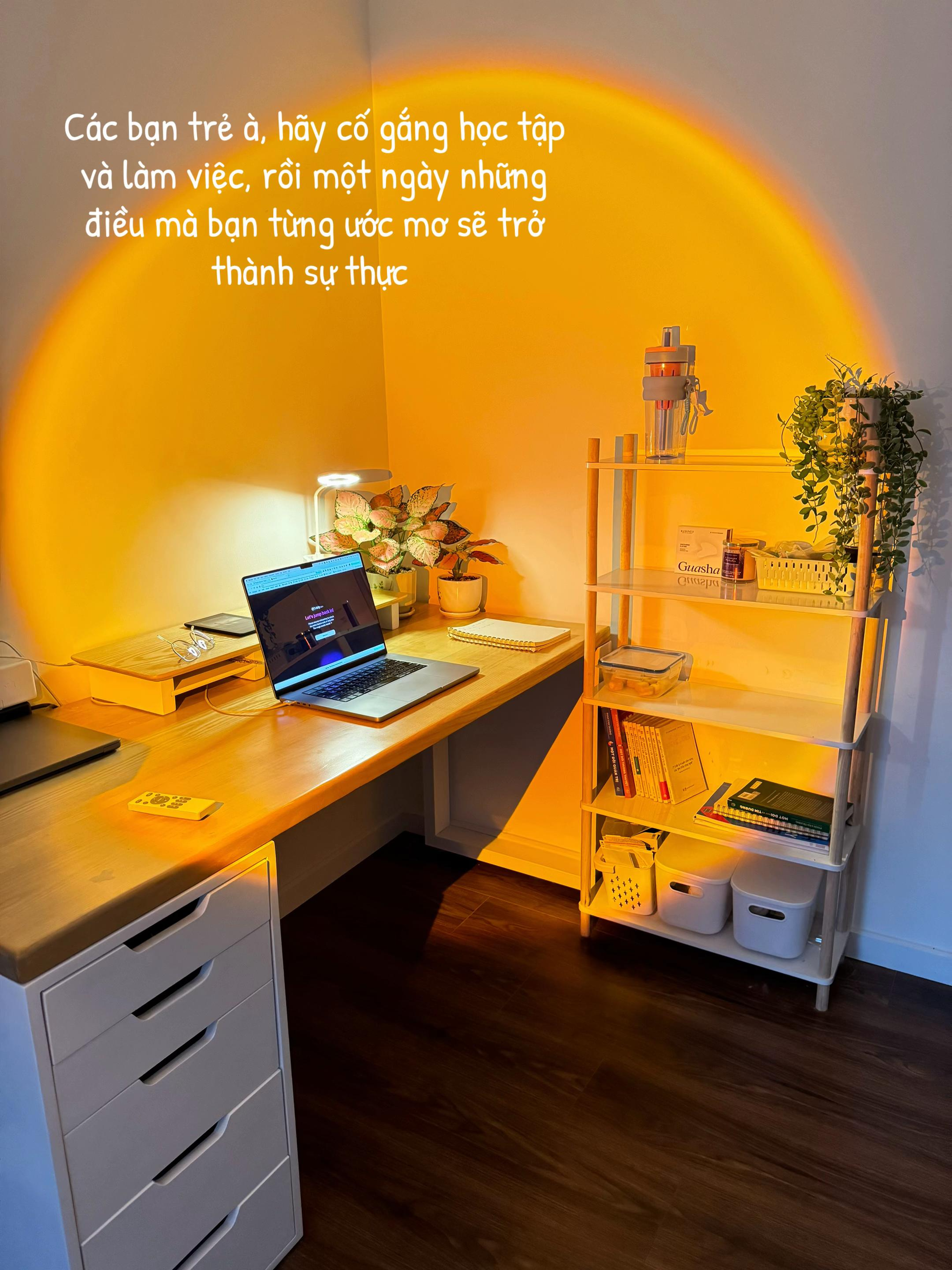 67m&sup2; ho&agrave;n thiện với 55 triệu: Cặp vợ chồng trẻ ở TP HCM tự l&agrave;m nội thất, g&oacute;c ban c&ocirc;ng xanh m&aacute;t khiến căn nh&agrave; như rộng th&ecirc;m- Ảnh 5.