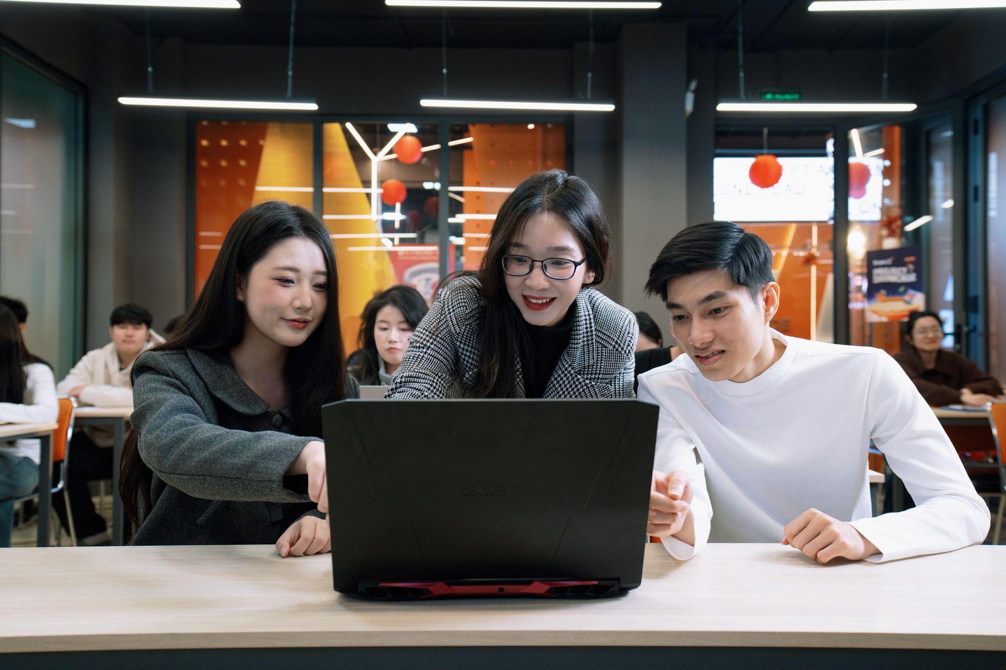 Học IT năm 2026: Biết code th&ocirc;i chưa đủ &ndash; Doanh nghiệp đang t&igrave;m kiểu sinh vi&ecirc;n n&agrave;o?- Ảnh 1.