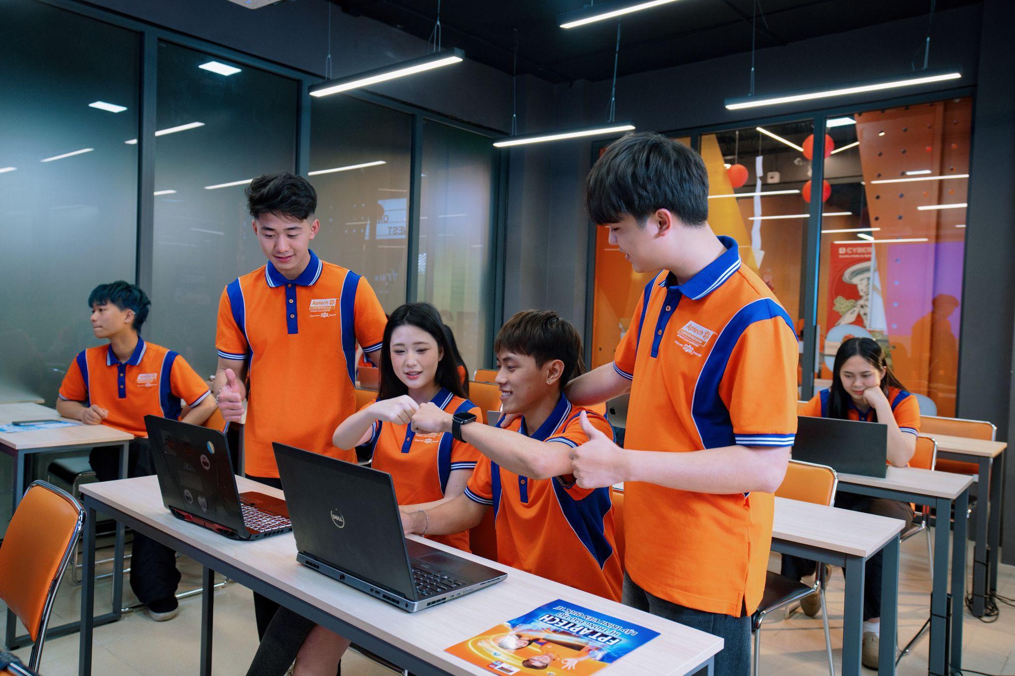 Học IT năm 2026: Biết code th&ocirc;i chưa đủ &ndash; Doanh nghiệp đang t&igrave;m kiểu sinh vi&ecirc;n n&agrave;o?- Ảnh 3.
