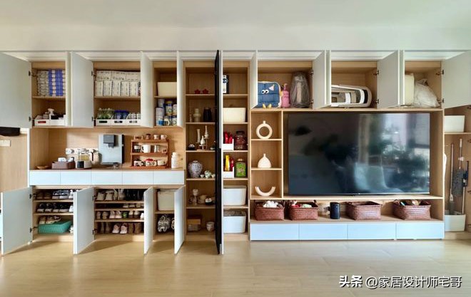 C&atilde;i nhau v&igrave; đ&oacute;ng qu&aacute; nhiều tủ, 3 năm sau người vợ thừa nhận: Nh&agrave; gọn hay bừa phụ thuộc v&agrave;o chỗ chứa đồ- Ảnh 1.