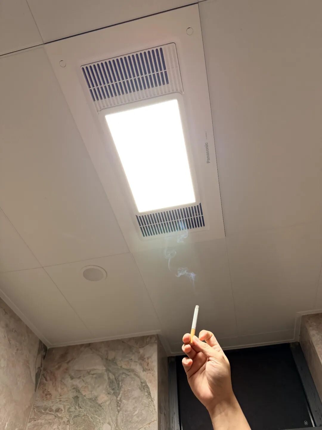 8 kiểu thiết kế nội thất từng rất hot nhưng nay bị &ldquo;bỏ rơi&rdquo;: Nhiều nh&agrave; vẫn đang d&ugrave;ng m&agrave; kh&ocirc;ng biết- Ảnh 2.