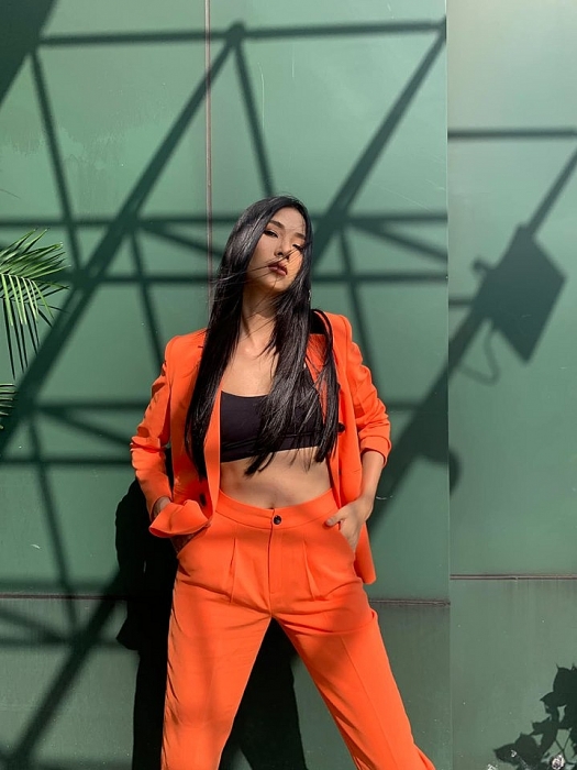 Hoàng Thùy giữ dáng đẹp không tì vết: Có 1 kiểu ăn giữ eo - hông siêu thực đáng học hỏi- Ảnh 5.