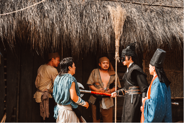 "Tr&ugrave;m S&ograve;" v&agrave; c&acirc;u chuyện về những bất c&ocirc;ng ph&iacute;a sau tiếng cười - Ảnh 1.