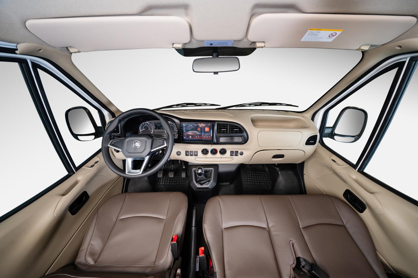 TQ FORTUNE &ndash; Minibus 16 chỗ ch&iacute;nh thức ra mắt tại Việt Nam: Động cơ ISUZU, giải ph&aacute;p tối ưu cho vận h&agrave;nh kinh doanh hiện đại - Ảnh 3.