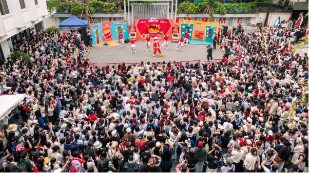 "The Jolly School - Yah! - Mở Ra Niềm Vui" của Jollibee tiếp tục lan tỏa tinh thần t&iacute;ch cực đến Gen Z- Ảnh 1.