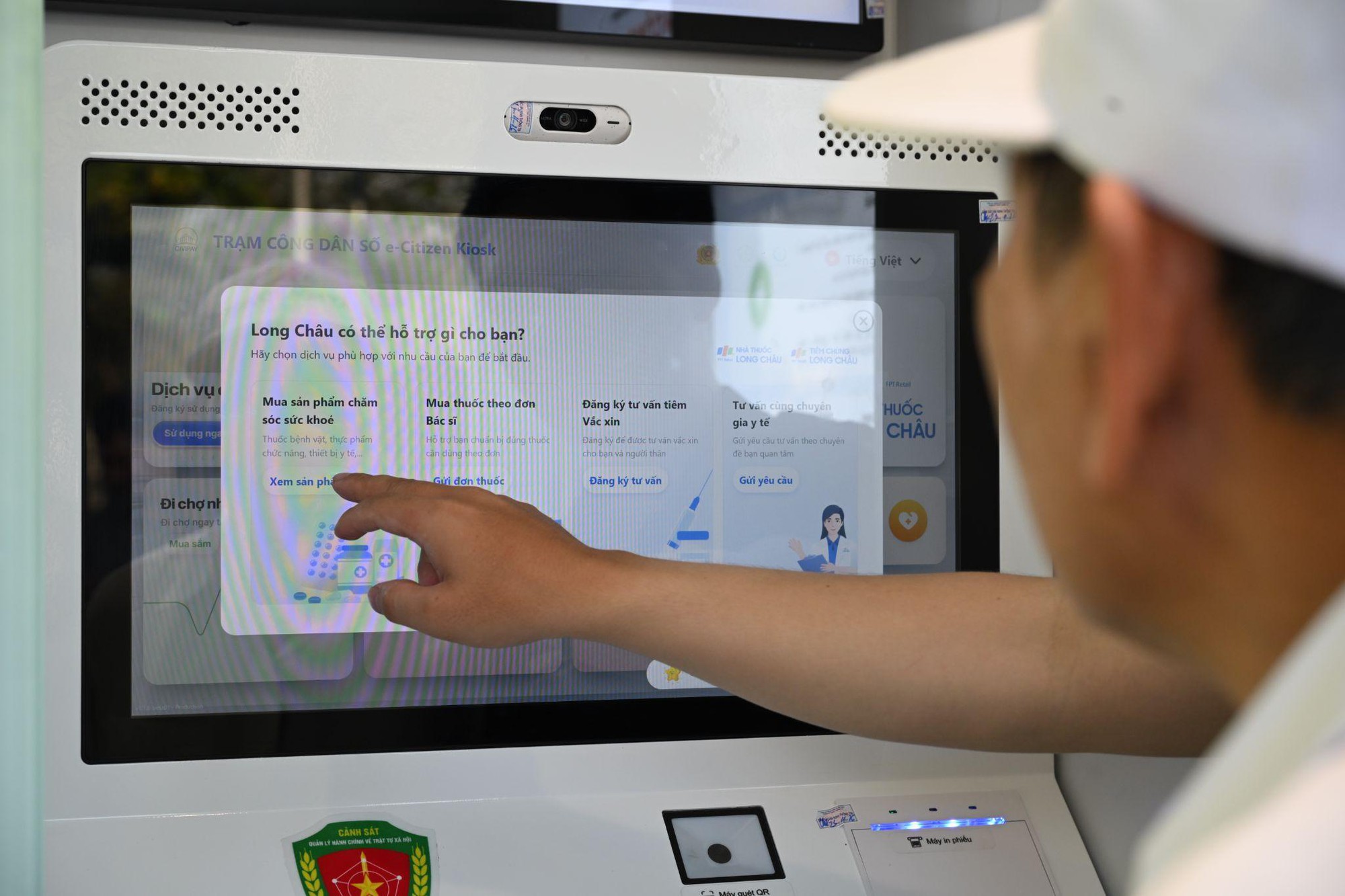 Sử dụng dịch vụ y tế thuận tiện tại Trạm C&ocirc;ng d&acirc;n số nhờ định danh điện tử- Ảnh 8.