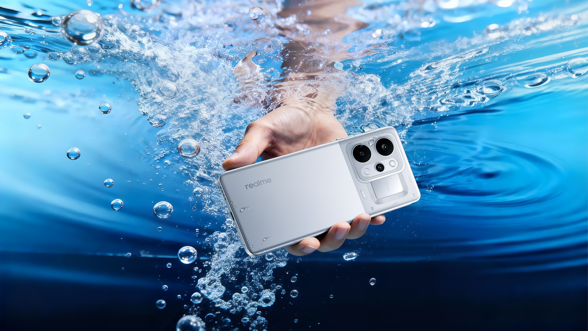 Đ&atilde; đến l&uacute;c người d&ugrave;ng cần qu&ecirc;n đi &ldquo;&aacute;p lực sạc pin&rdquo; với realme P4 Power- Ảnh 3.