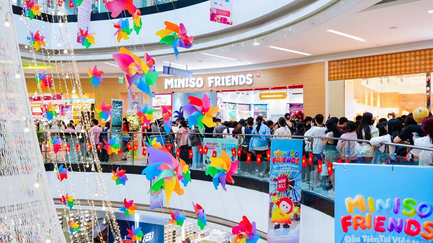 Kỷ niệm 10 năm tại Việt Nam, MINISO ra mắt cửa h&agrave;ng chủ đề MINISO FRIENDS đầu ti&ecirc;n tại TP. Hồ Ch&iacute; Minh- Ảnh 5.