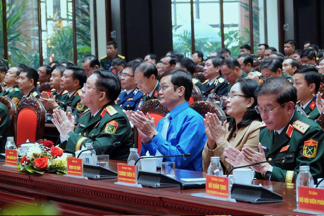 Đại tướng Phan Văn Giang: Khơi dậy kh&aacute;t vọng cống hiến, h&agrave;nh động theo 16 &ldquo;từ kh&oacute;a&rdquo; chiến lược - Ảnh 5.