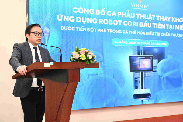 Tại miền Trung: Vinmec Đà Nẵng thay khớp gối bằng robot, bệnh nhân tập đi ngay sau mổ - Ảnh 5.
