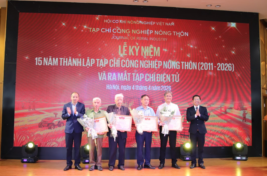 Tạp ch&iacute; C&ocirc;ng nghiệp N&ocirc;ng th&ocirc;n kỷ niệm 15 năm th&agrave;nh lập v&agrave; ra mắt Tạp ch&iacute; điện tử - Ảnh 4.
