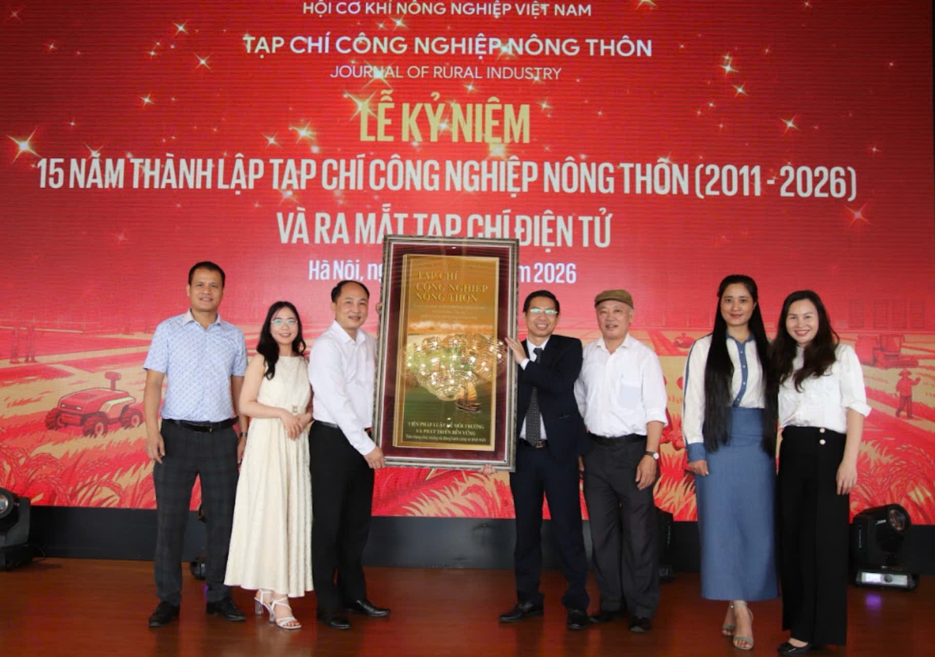 Tạp ch&iacute; C&ocirc;ng nghiệp N&ocirc;ng th&ocirc;n kỷ niệm 15 năm th&agrave;nh lập v&agrave; ra mắt Tạp ch&iacute; điện tử - Ảnh 8.